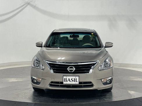 Used 2013 Nissan Altima 2.5 SV w/ 2.5SV Convenience Pkg FWD image 9