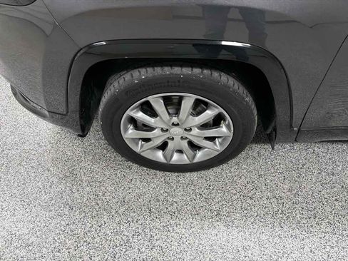 Used 2018 Jeep Cherokee Latitude image 41