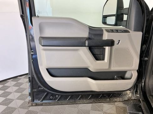 Used 2019 Ford F350 XL w/ STX Appearance Package AWD/4WD image 7