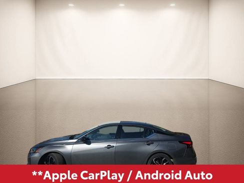 Used 2024 Nissan Altima 2.5 SR image 3
