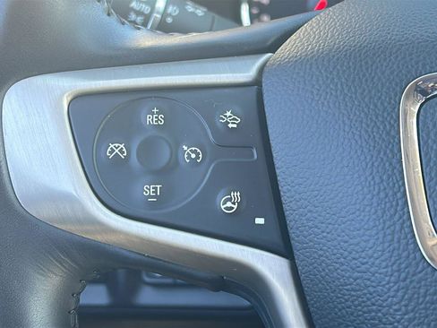 Certified 2022 GMC Acadia Denali w/ Denali Ultimate Package image 17