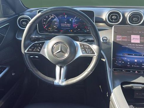 Used 2025 Mercedes-Benz C 300 Sedan image 25