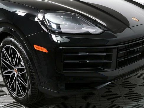 New 2026 Porsche Cayenne E-Hybrid Coupe image 37