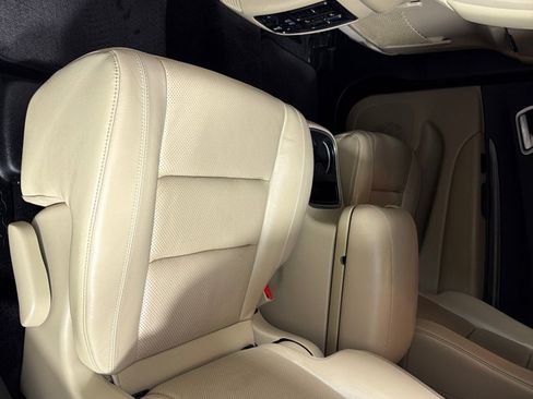 Used 2018 Dodge Durango Citadel w/ Technology Group RWD image 21
