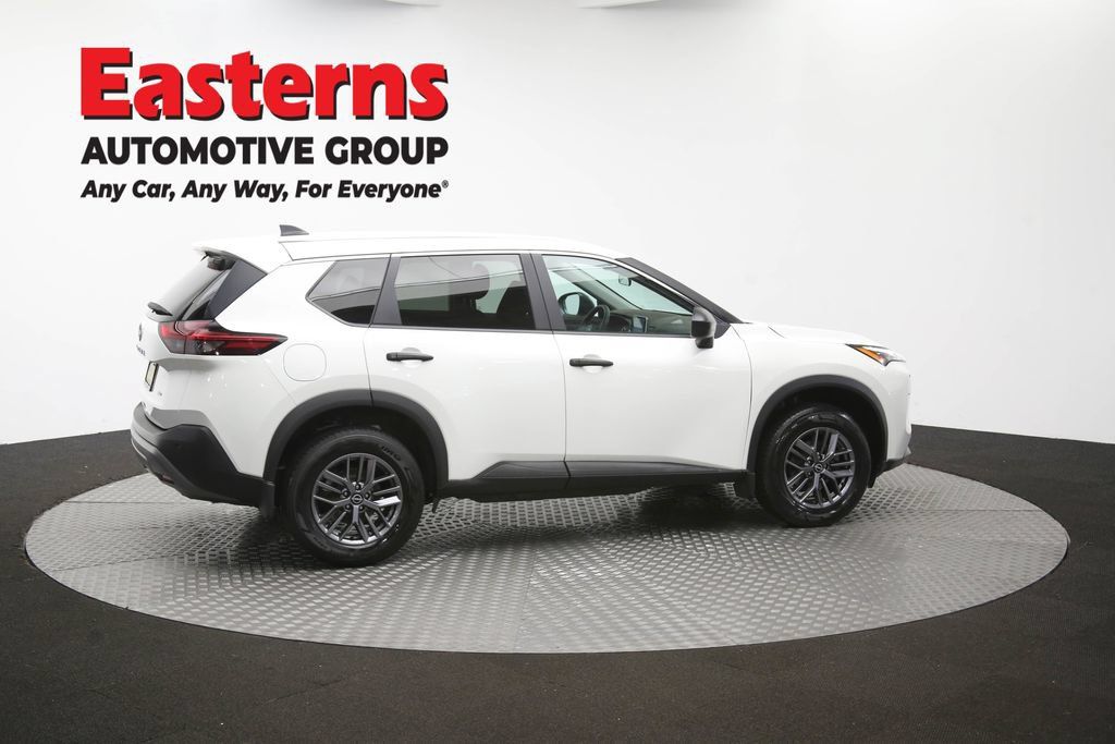 Used 2023 Nissan Rogue S AWD/4WD image 46