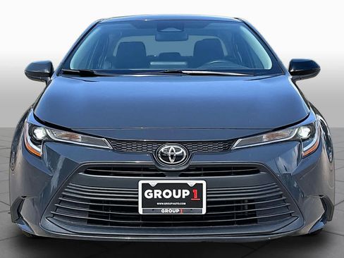 Used 2023 Toyota Corolla LE FWD image 4