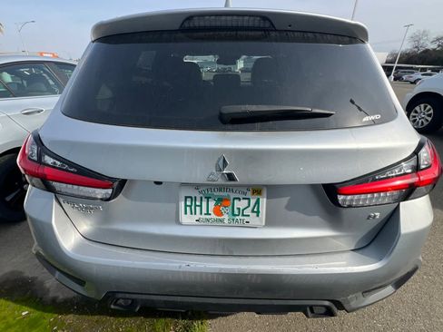 Used 2024 Mitsubishi Outlander Sport SE image 5