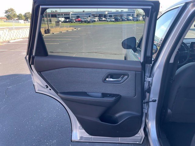 Used 2021 Nissan Rogue SV AWD/4WD image 51