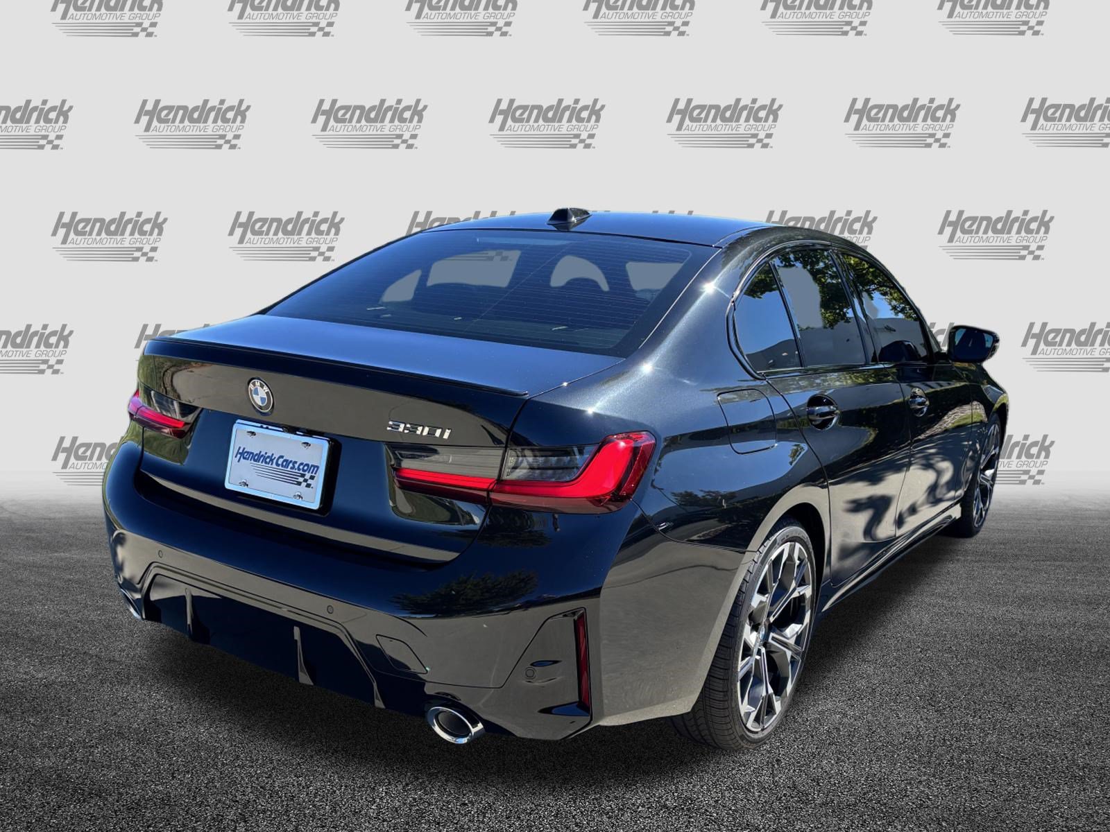 Used 2026 BMW 330i Sedan w/ M Sport Package RWD image 10