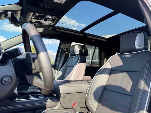 Certified 2026 GMC Yukon AT4 Ultimate AWD/4WD image 16