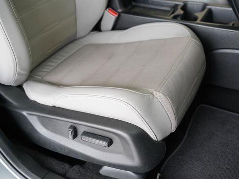 Used 2019 Honda CR-V EX-L image 30