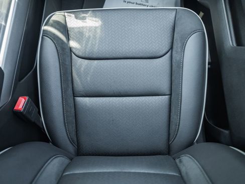 New 2026 RAM 1500 Laramie AWD/4WD image 36