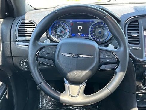 Used 2019 Chrysler 300 S w/ 300S Premium Group RWD image 20