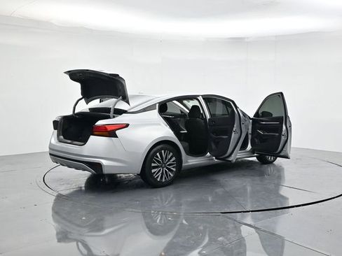 Used 2023 Nissan Altima 2.5 SV image 48