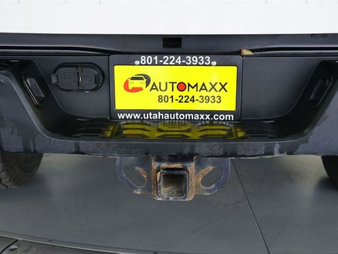 Used 2018 Toyota Tacoma SR5 image 9