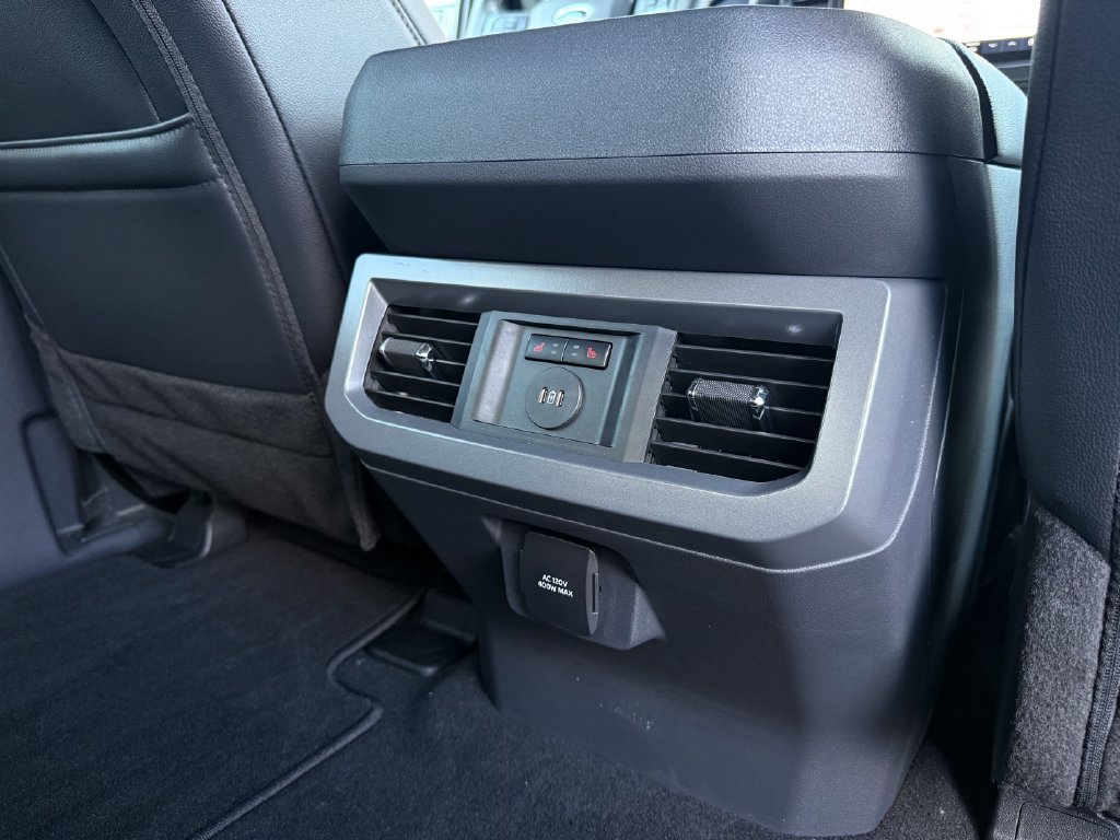 Used 2026 Ford F350 Lariat AWD/4WD image 31
