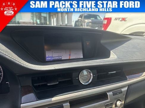 Used 2013 Lexus ES 350 w/ Luxury Pkg image 7