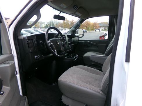 Used 2019 Chevrolet Express 3500 LS w/ Cold Climate Package image 9