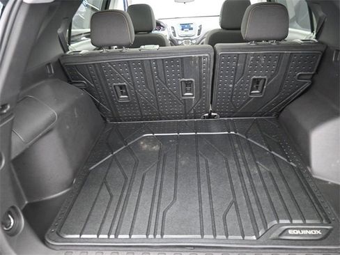 Used 2024 Chevrolet Equinox LT w/ LPO, Floor Liner Package image 24