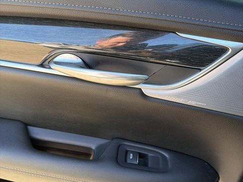 Used 2021 Cadillac XT5 Premium Luxury w/ LPO, Floor Liner Package image 40