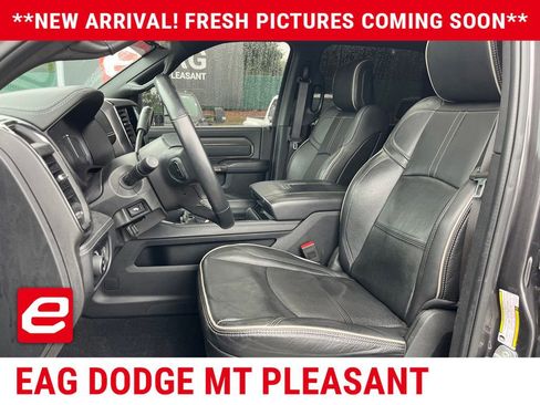 Used 2023 RAM 2500 Limited w/ Night Edition AWD/4WD image 7