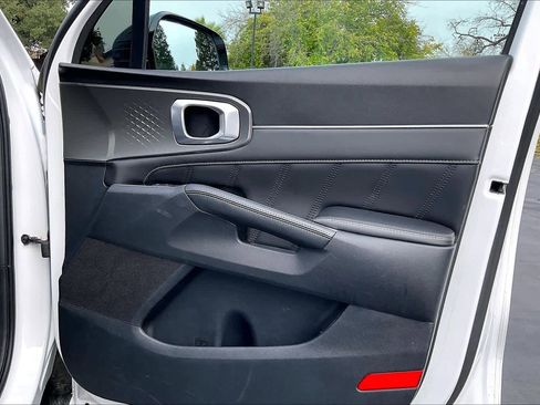 Used 2022 Kia Sorento SX image 27