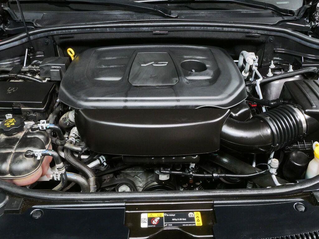 Used 2021 Jeep Grand Cherokee Laredo X RWD image 34
