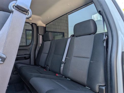 Used 2013 Chevrolet Silverado 1500 LT image 17