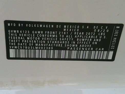 Used 2020 Volkswagen Jetta SE w/ SE Cold Weather Package image 9