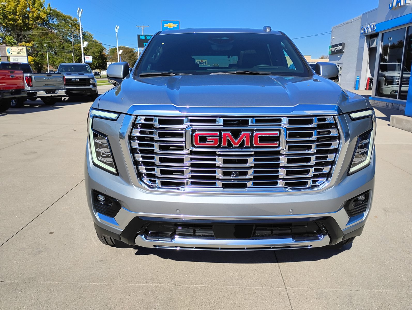 New 2027 GMC Yukon Denali w/ Denali Reserve Package AWD/4WD image 2