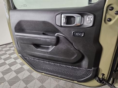 Certified 2025 Jeep Wrangler Sport AWD/4WD image 25