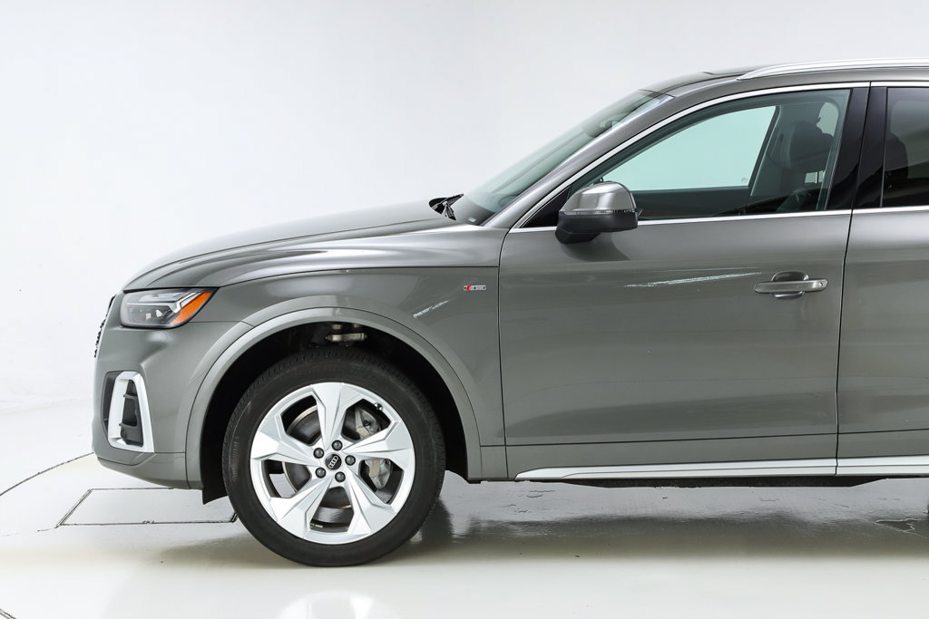 Used 2023 Audi Q5 2.0T Premium Plus w/ Premium Plus Package AWD/4WD image 7