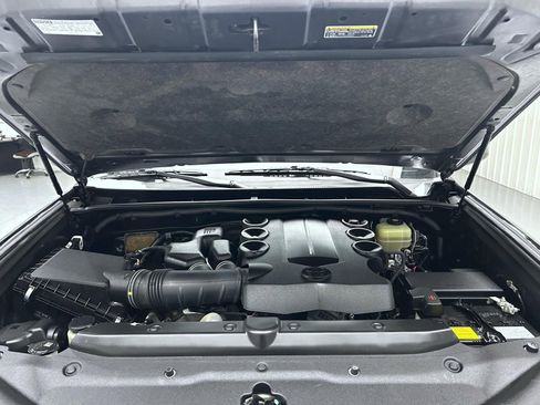 Used 2019 Toyota 4Runner SR5 image 25