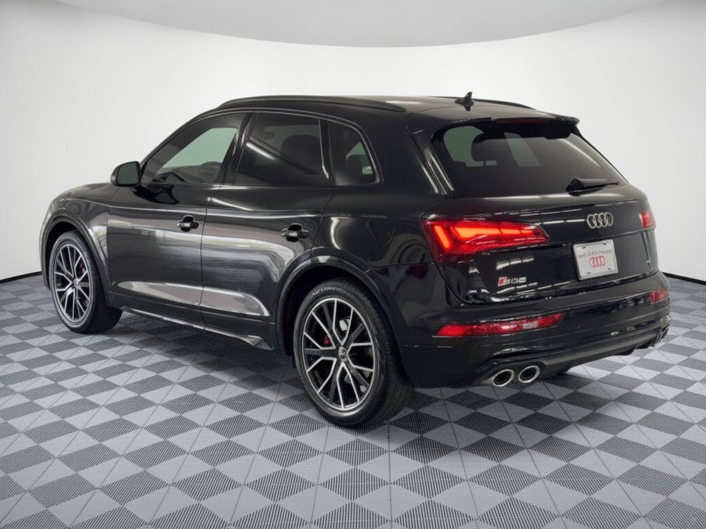 Used 2023 Audi SQ5 Premium Plus w/ Premium Plus Package AWD/4WD image 3