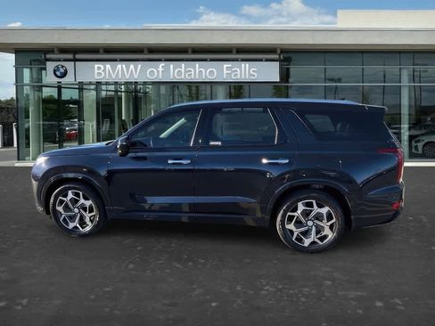 Used 2021 Hyundai Palisade Calligraphy w/ Winter Package image 5