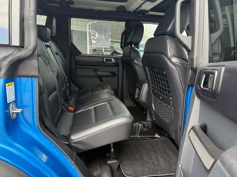 Used 2025 Ford Bronco Badlands AWD/4WD image 12