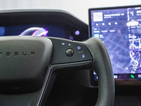 Used 2022 Tesla Model X Plaid image 49