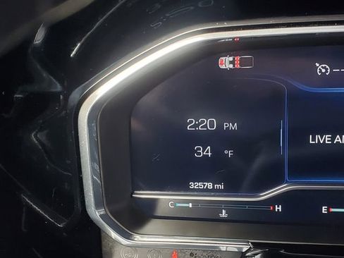 Used 2025 Chevrolet Silverado 1500 LT image 17