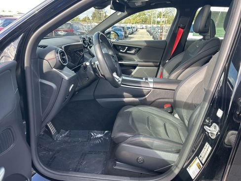 Used 2025 Mercedes-Benz GLC 43 AMG 4MATIC image 9