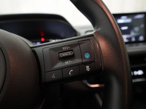 Certified 2024 Nissan Rogue SV image 19