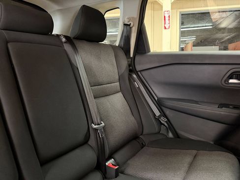 Used 2025 Nissan Rogue SV FWD image 39