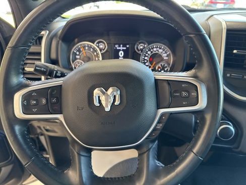 Used 2022 RAM 1500 Big Horn AWD/4WD image 17