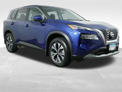 Used 2023 Nissan Rogue SV AWD/4WD image 2