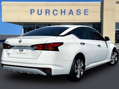 Used 2022 Nissan Altima 2.5 S FWD image 6