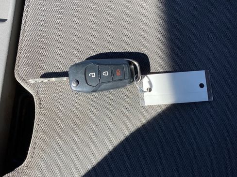 Used 2019 Ford F150 XLT image 28