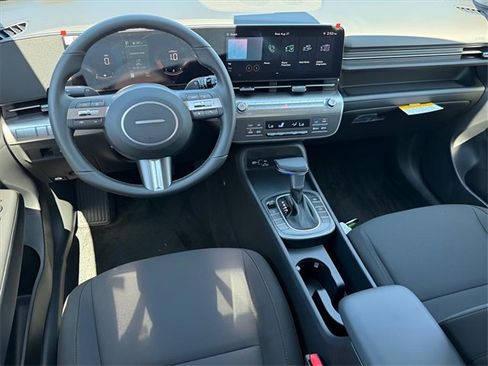 New 2025 Hyundai Kona SEL image 7