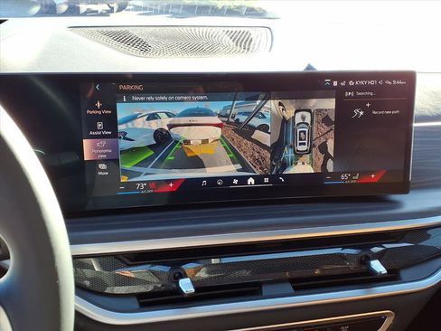 Used 2025 BMW X7 xDrive40i w/ M Sport Package image 13