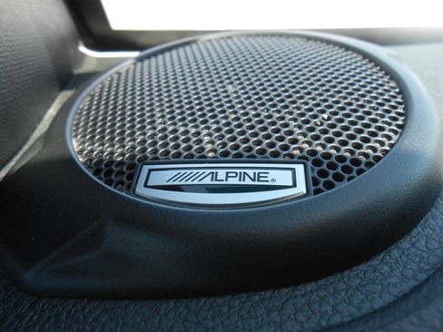 Used 2016 Jeep Wrangler Unlimited Sahara w/ Connectivity Group image 13