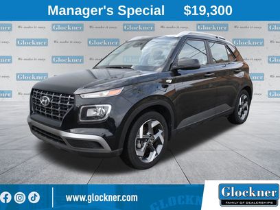 Used 2025 Hyundai Venue SEL