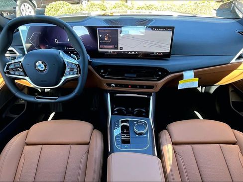 New 2026 BMW 330i Sedan w/ Premium Package image 5